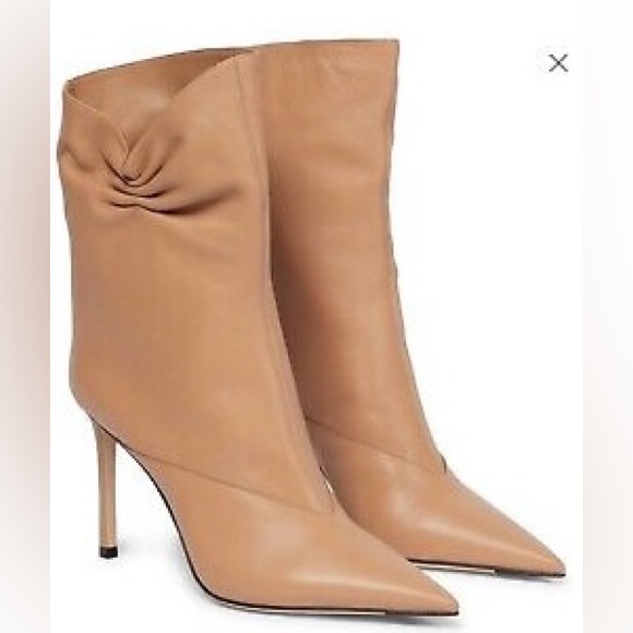 Jimmy Choo Boots Never Worn Size 7, Never Worn - Camel/Tan Color!